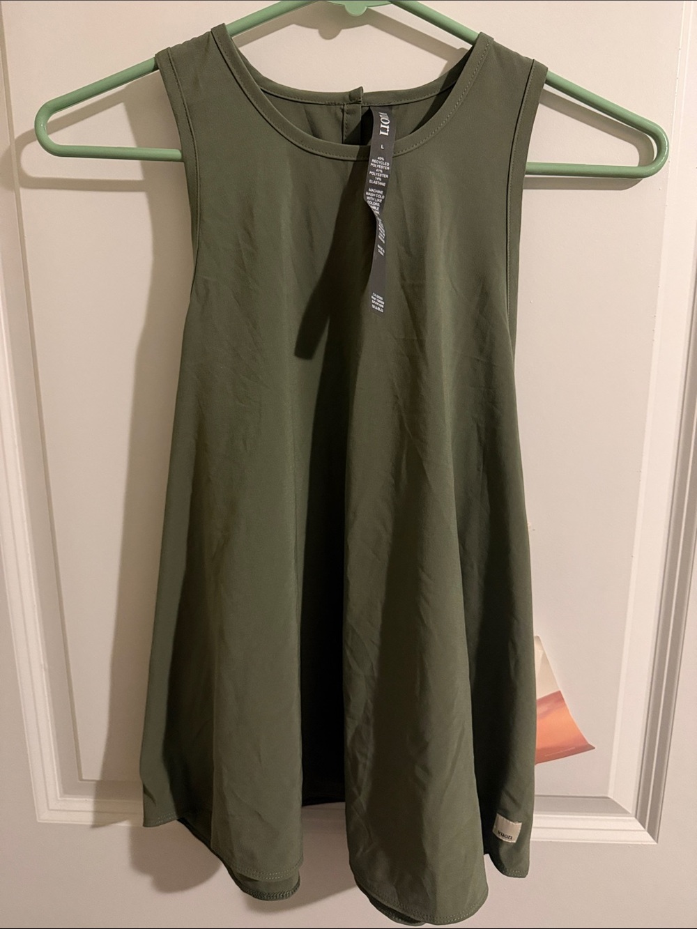 Vuori Sleeveless Olive Green Villa Tank Top